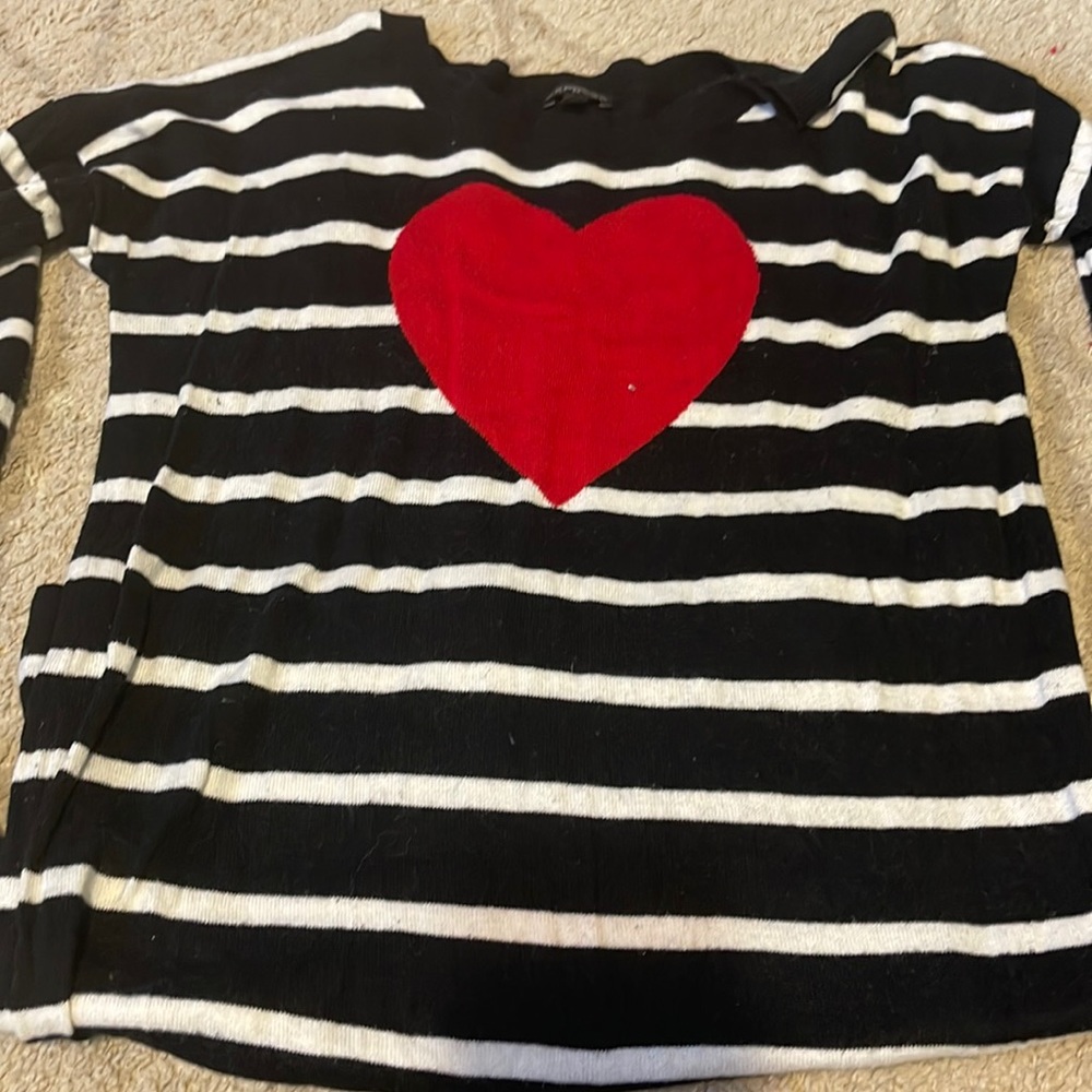 Striped tunic sweater with red heart.